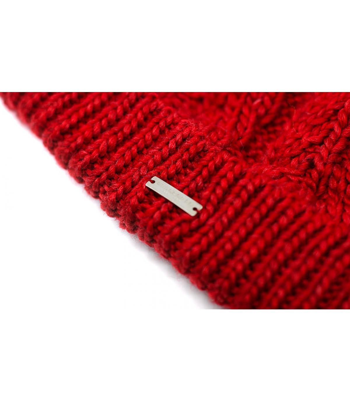 gorro rojo pompóm pelo